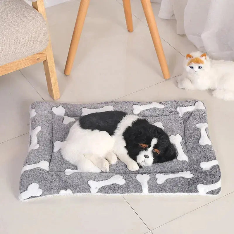 Double-Sided Plush Pet Mat – Cozy & Travel-Friendly 🐾 Instabuy Hub