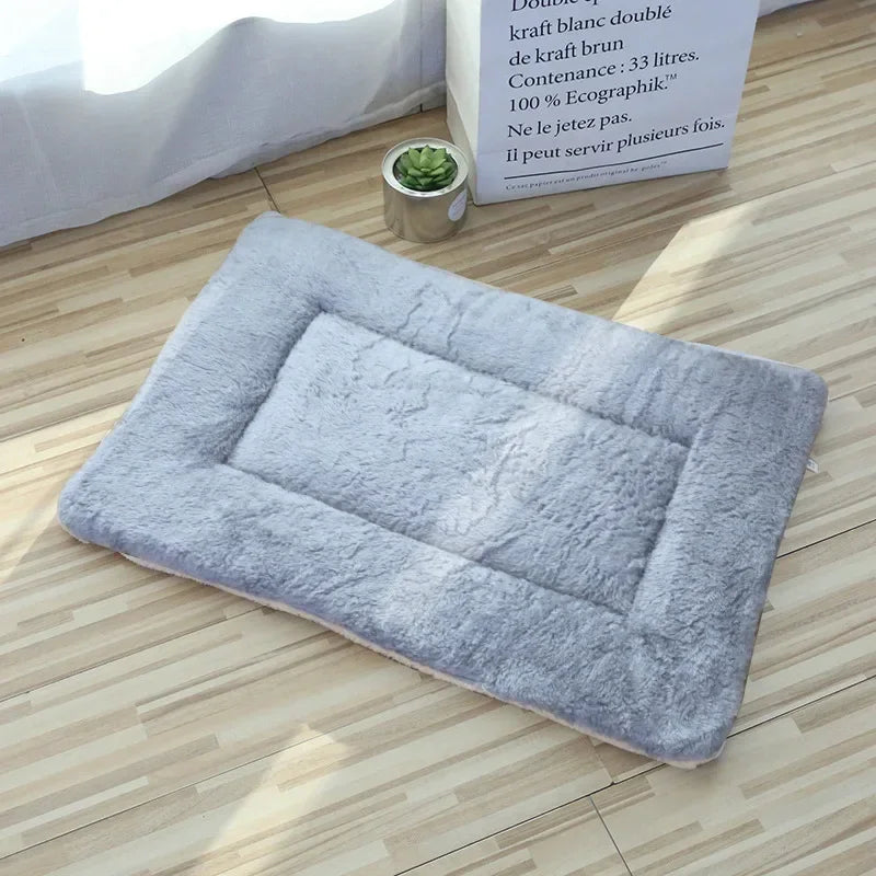 Double-Sided Plush Pet Mat – Cozy & Travel-Friendly 🐾 Instabuy Hub